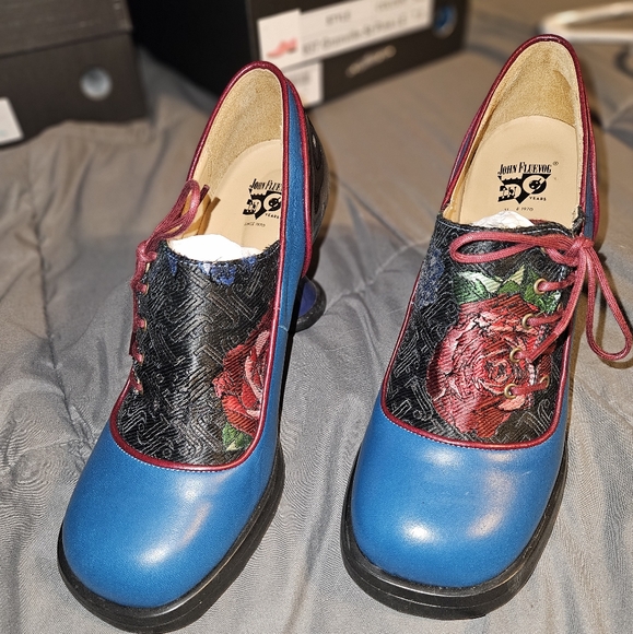 Fluevog Bee'sKnees - Picture 2 of 3